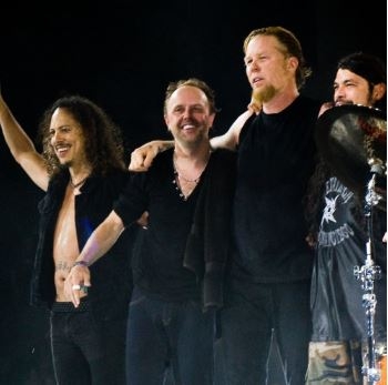 LET THE MUSIC DO THE TALKING : Metallica
