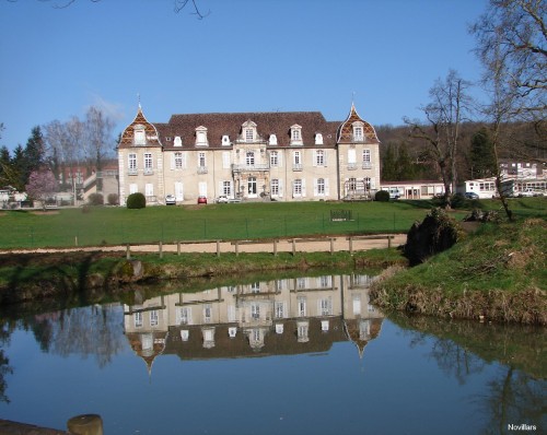 CHâTEAU DE NOVILLARS